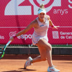 Laura Pigossi reage na final, vence na Espanha e volta a figurar no top 200 do ranking