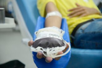 Novas regras para doação de sangue no Brasil reduzem prazos de espera a partir de outubro
