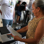 Presidenciáveis dividem terça-feira entre debates em Brasília e corpo a corpo em São Paulo