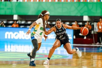 Seleção brasileira de basquete perde na estreia e complica vaga para o torneio Pré-Olímpico
