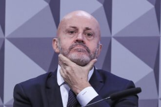 André Mendonça concede liberdade a investigado na operação Sem Desconto sobre fraudes no INSS