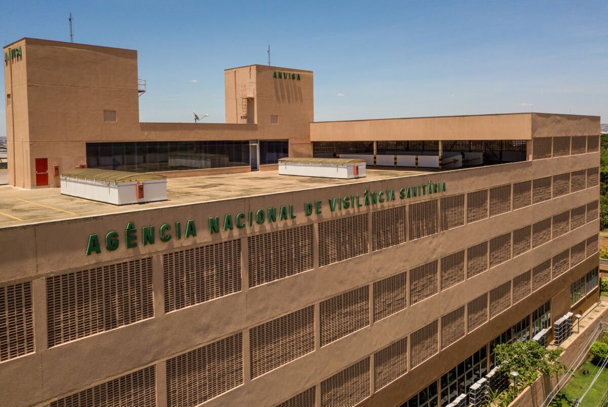Anvisa ordena recolhimento imediato de suplementos da NotCo e gel de Aloe vera