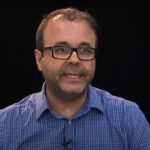Autorregulação da IA nos EUA gera temor sobre controle democrático e riscos à saúde