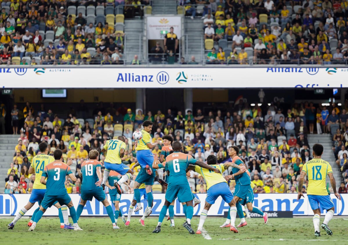 Brasil testa novas peças contra Austrália em Brisbane após empate em Townsville