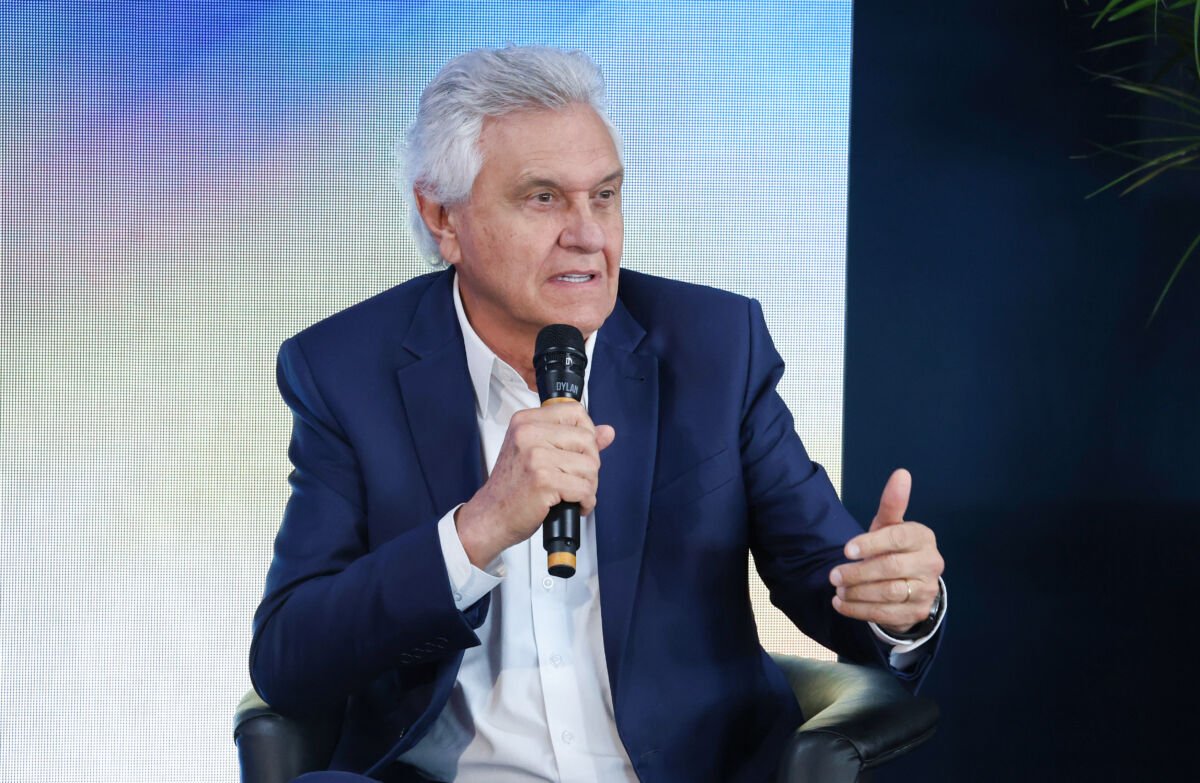 Caiado aposta em segurança dura e reestruturação fiscal para chegar ao Planalto