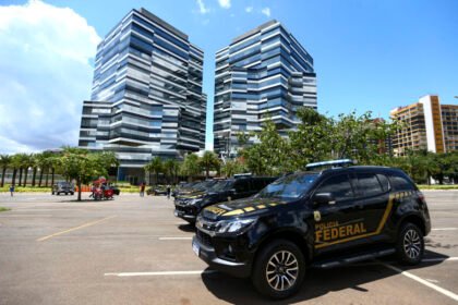 Defesa de Daniel Vorcaro obtém adiamento de depoimento à Polícia Federal sobre o banco BRB