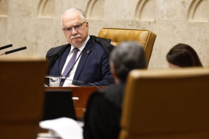 Edson Fachin afirma que gravidade de suspeitas sobre STF não justifica contornar a lei