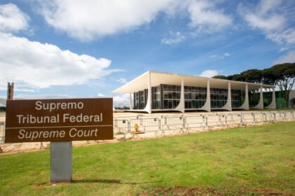 Ex-ministros do STF cobram apuração rigorosa diante da maior crise da história da Corte