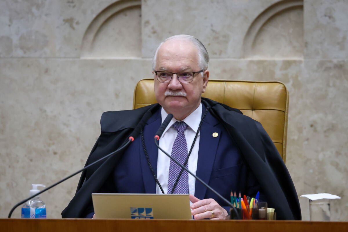 Fachin trava decisões monocráticas sobre o comando da Polícia Federal