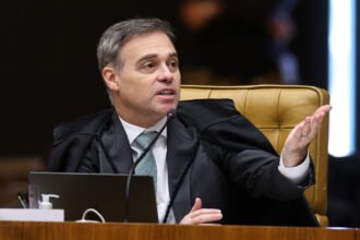 Gilmar Mendes acusa André Mendonça de usar relatoria para interferir na disputa eleitoral