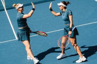 Luisa Stefani avança às oitavas de final nas duplas femininas do US Open