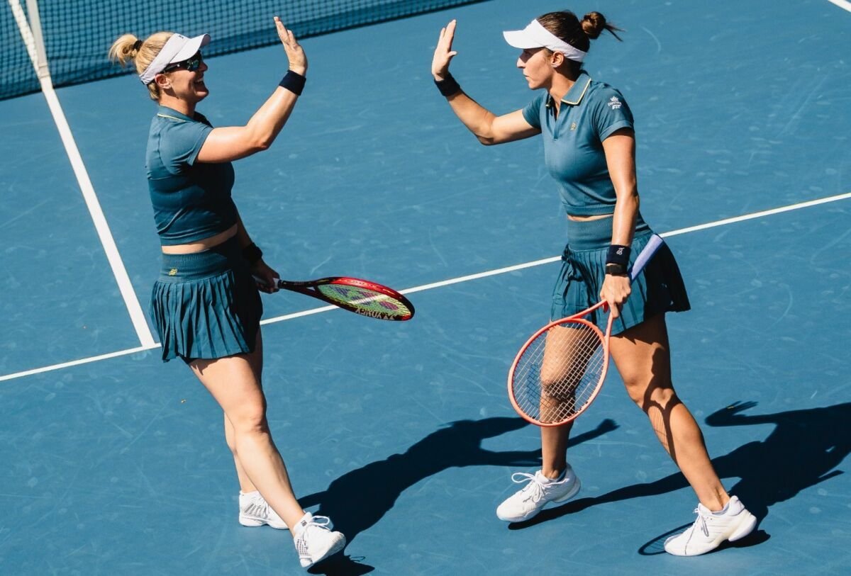Luisa Stefani avança às oitavas de final nas duplas femininas do US Open