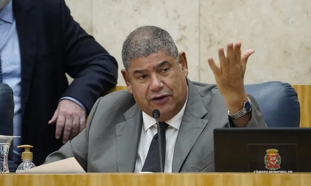 Milton Leite se apresenta à Polícia Civil após ordem de prisão por suposto vínculo com PCC