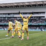 Mirassol vence o Coritiba no Couto Pereira e mantém Vasco e Internacional no Z-4