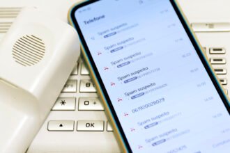 Polícia Civil de MG expande projeto de devolução de celulares recuperados para todo o estado