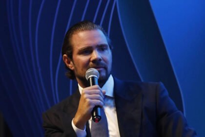 Rede de espionagem mantida por Daniel Vorcaro acessou dados sigilosos da Interpol e da PF