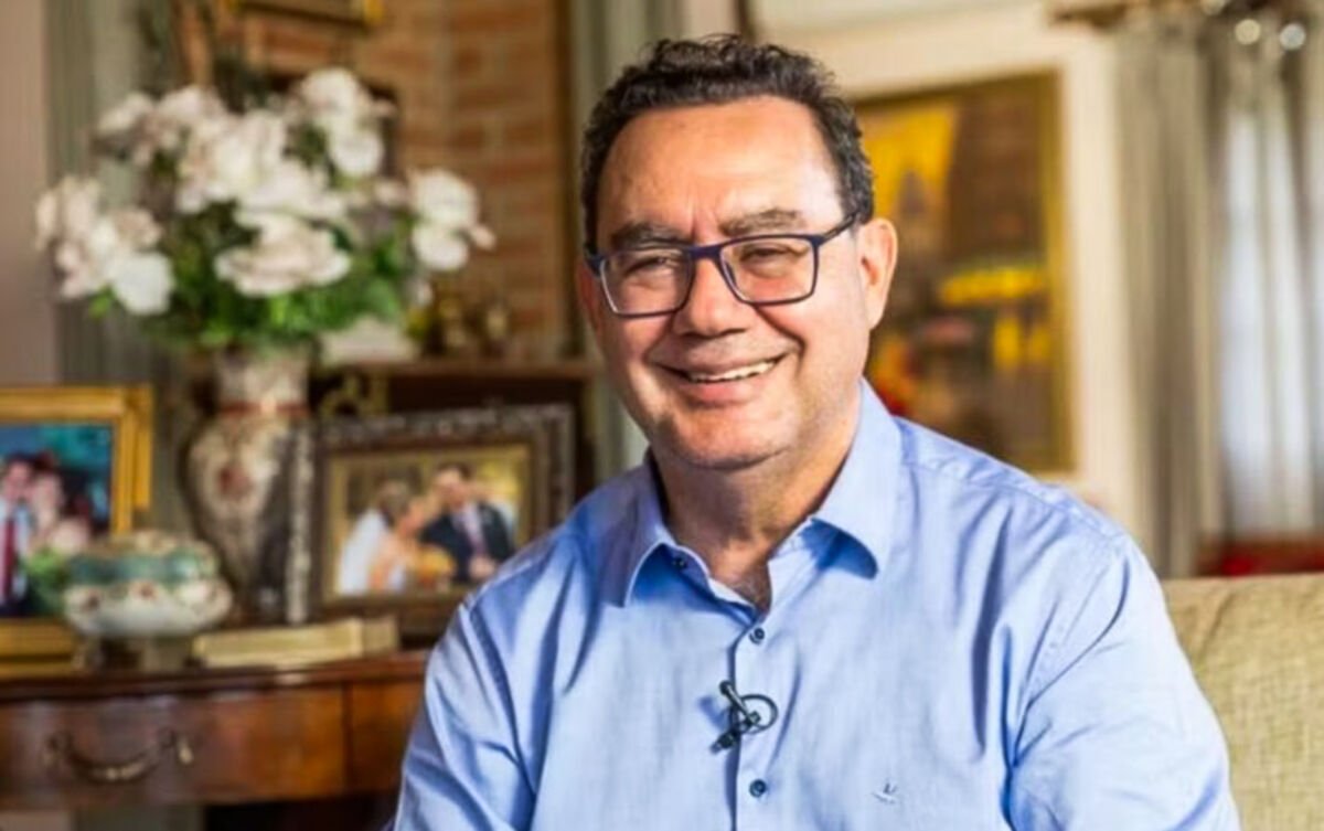 Reforma de Augusto Cury prevê limitar mandato no STF e adotar o semipresidencialismo