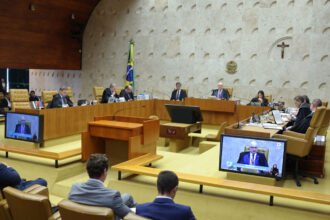 STF retoma atividades plenárias sob silêncio sobre atritos entre Moraes e Mendonça
