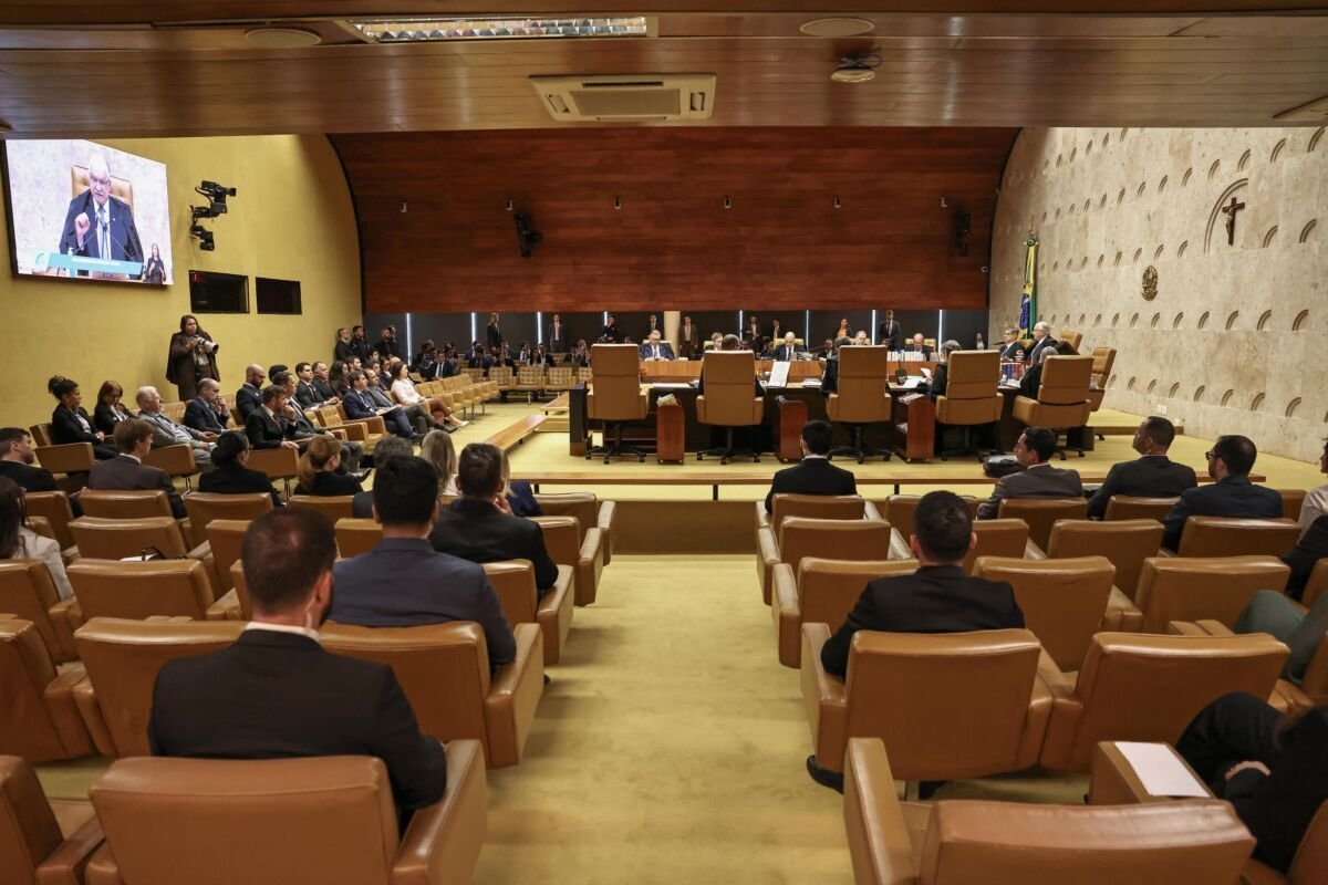Supremo decide rito para analisar suspeitas envolvendo Alexandre de Moraes e André Mendonça
