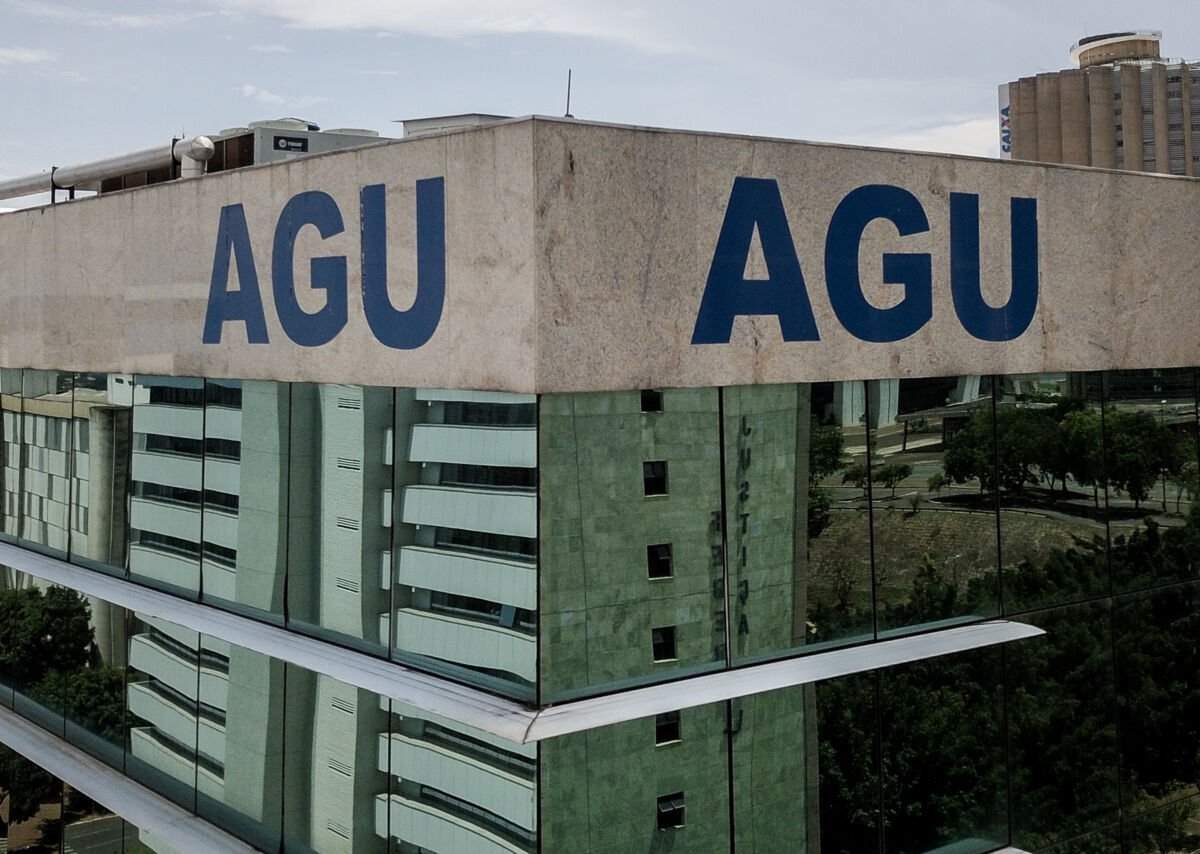 AGU solicita a Luiz Fux manutenção de veto às bets e espera por parecer da PGR