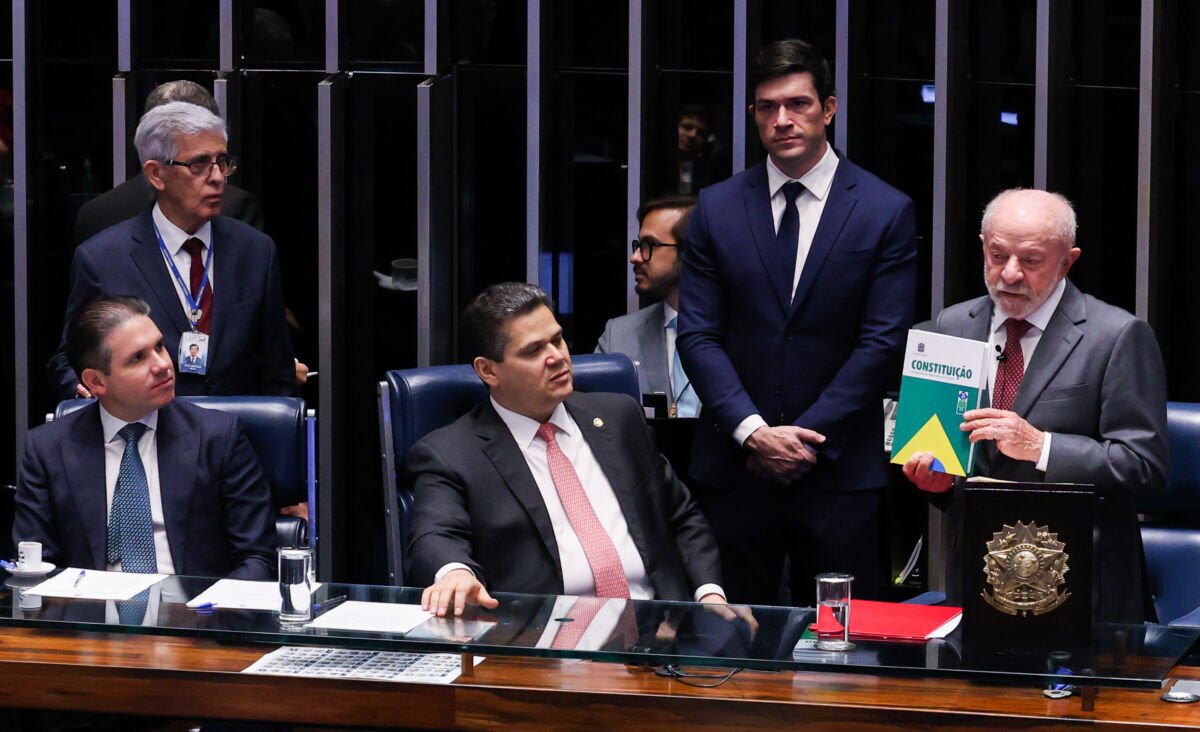 Agentes de saúde e endemias conquistam aposentadoria especial após promulgação da EC 140