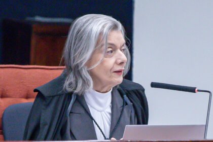 Cármen Lúcia nega pedido para estender gratuidade de transporte interestadual no segundo turno