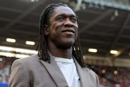 Clarence Seedorf assume o comando técnico do Corinthians até dezembro de 2027