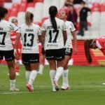 Corinthians supera o Santa Fe de virada e garante vaga na decisão da Libertadores