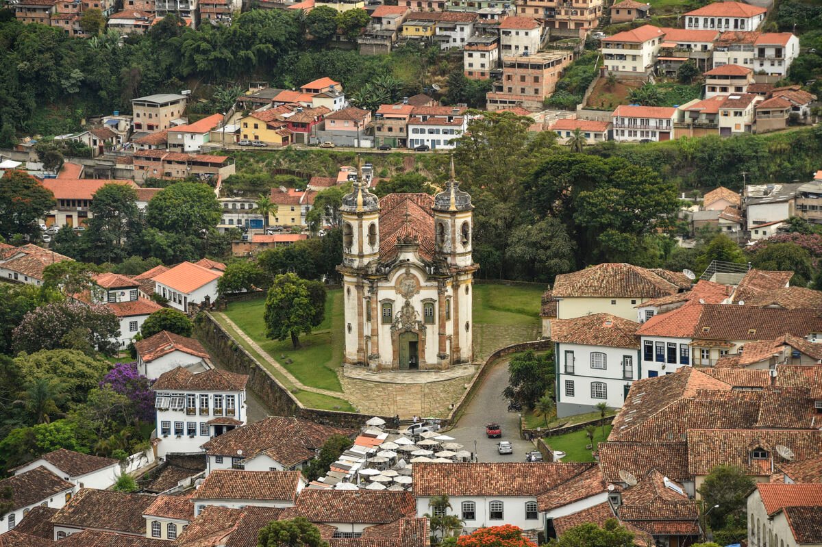 Cultura entra no centro do embate eleitoral entre propostas de Lula e Flávio Bolsonaro