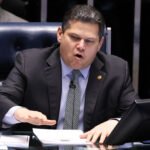 Davi Alcolumbre promulga nesta sexta PEC que extingue escala 6x1 em todo o Brasil