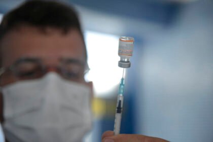 Desinformação em saúde atinge quase 90% dos conteúdos virais analisados no Brasil