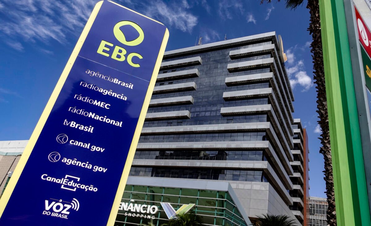 EBC se isenta de erro em programa de Flávio Bolsonaro e Ministério Público pede arquivamento