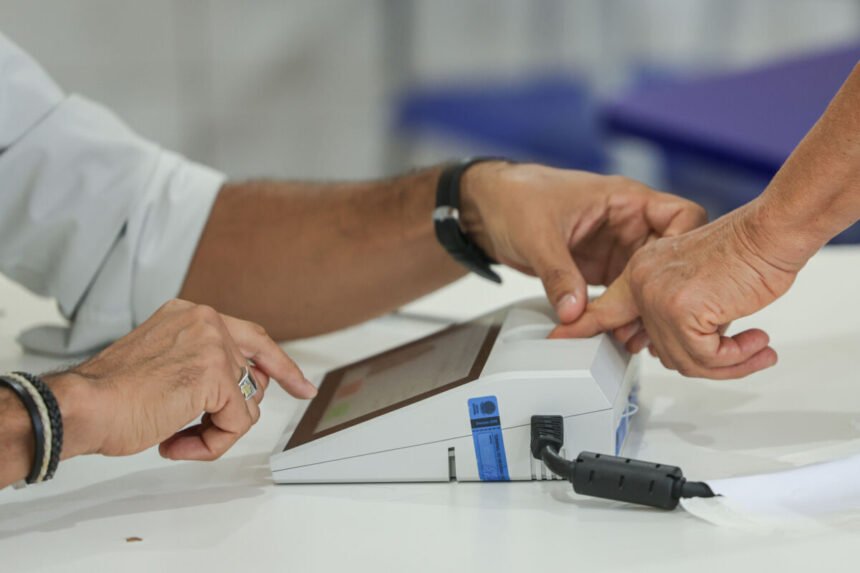 Eleição presidencial define sucessor no segundo turno marcado para 25 de outubro de 2026