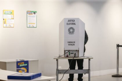 Eleições complementares e plebiscitos marcam o segundo turno em 15 municípios brasileiros