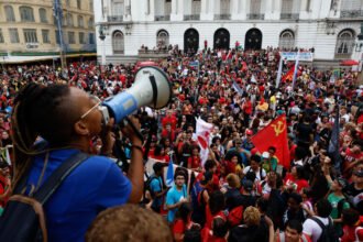 Estudantes organizam atos pelo país em defesa da candidatura de Luiz Inácio Lula da Silva