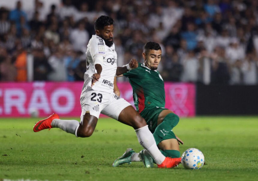 Flamengo ganha fôlego na liderança após empate sem gols entre Santos e Palmeiras