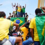 Flávio Bolsonaro aposta em motociata no Pará e isola bases bolsonaristas em atos regionais