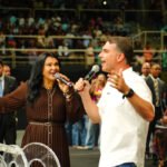Flávio Bolsonaro articula apoio com lideranças paulistas em meio a promessas econômicas