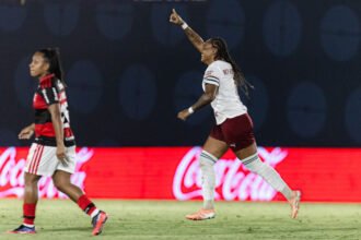 Fluminense supera Flamengo e larga na frente nas quartas da Copa do Brasil Feminina