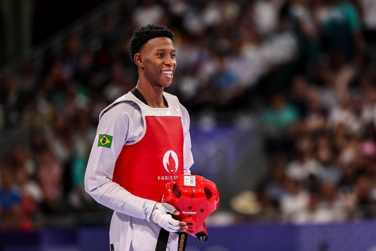 Henrique Marques conquista o ouro na etapa de Paris do Grand Prix de taekwondo