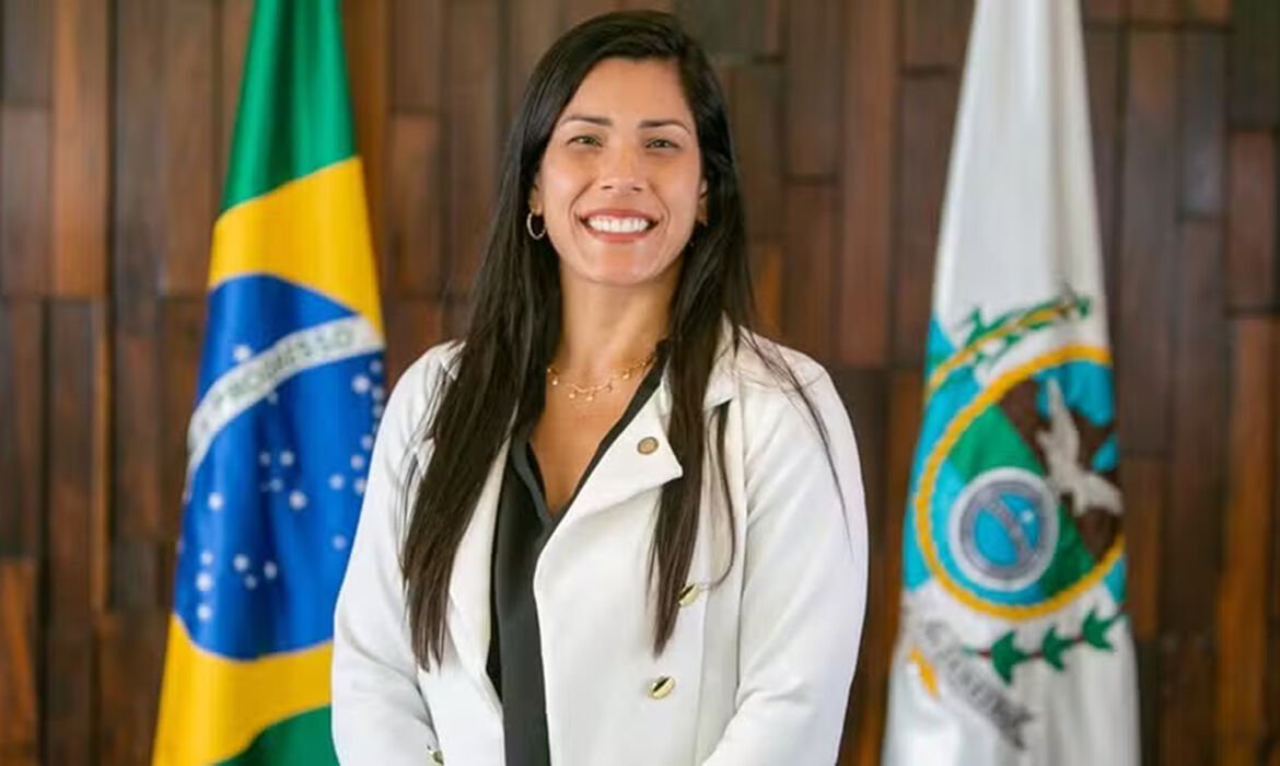 Justiça do Trabalho proíbe deputada India Armelau de incitar demissões por motivos políticos