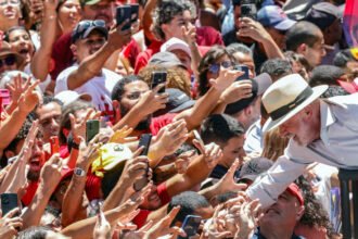 Kassio Nunes Marques telefona para Lula e confirma vitória nas urnas após segundo turno