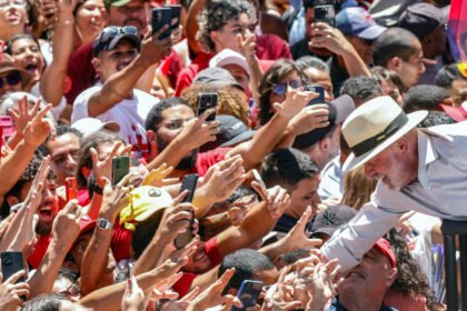 Kassio Nunes Marques telefona para Lula e confirma vitória nas urnas após segundo turno