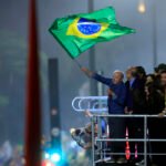 Lula celebra vitória na Paulista com convocação nacional e alerta sobre interferência externa