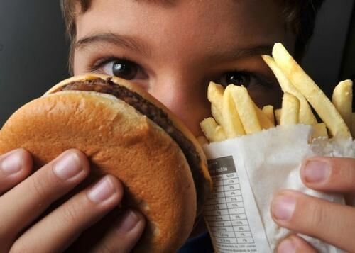 OMS estabelece diretrizes globais contra a escalada da obesidade infanto-juvenil