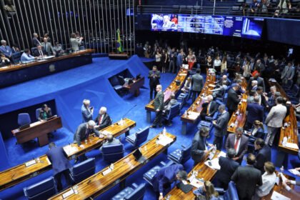 PL domina Senado e alcança 28 cadeiras após pleito que renovou dois terços da Casa