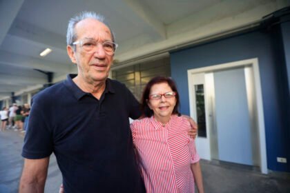 PUC-SP enfrenta movimentação intensa e filas extensas no maior colégio eleitoral do país