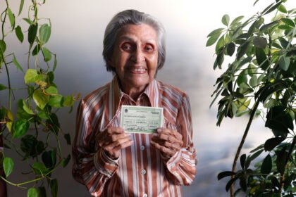 Participação de eleitores com 70 anos ou mais cresce 43% no primeiro turno de 2026
