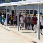 Prorrogação da votação até 19h é determinada pelo STF após falhas no transporte