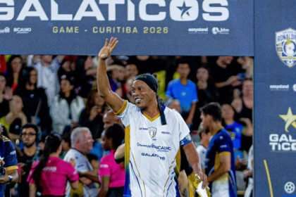 Ronaldinho Gaúcho prepara retorno aos gramados para clássico do Ravenna na Itália